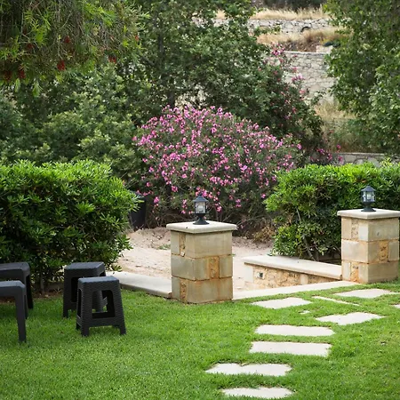 Agarathos Traditional Rooms - Pool - Kaliviani -On The Road To Balos *