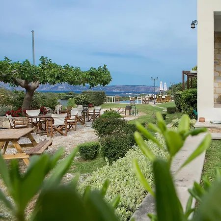 Agarathos Traditional Rooms - Pool - Kaliviani -On The Road To Balos *