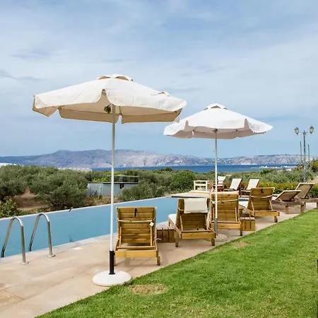 Agarathos Traditional Rooms - Pool - Kaliviani -On The Road To Balos Apartment *