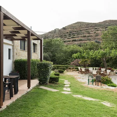 Agarathos Traditional Rooms - Pool - Kaliviani -On The Road To Balos * Kaliviani