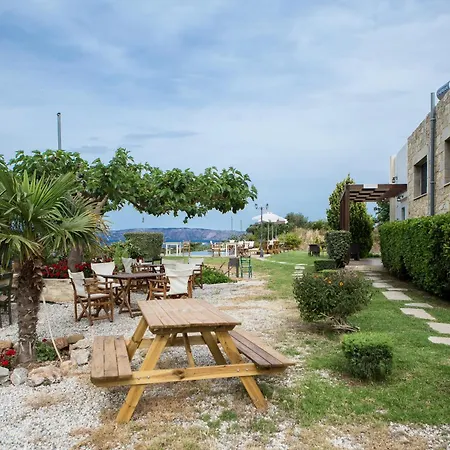 Agarathos Traditional Rooms - Pool - Kaliviani -On The Road To Balos