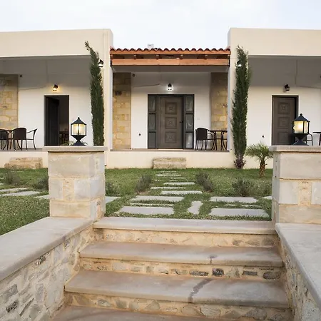 Apartment Agarathos Traditional Rooms - Pool - Kaliviani -On The Road To Balos Kaliviani